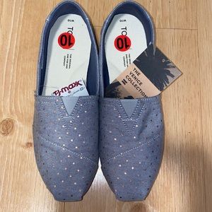 Tom’s slip on shoes